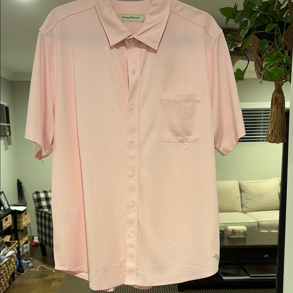 Tommy Bahama San Rio Pique stretch shirt short sleeve.Pink Mist color